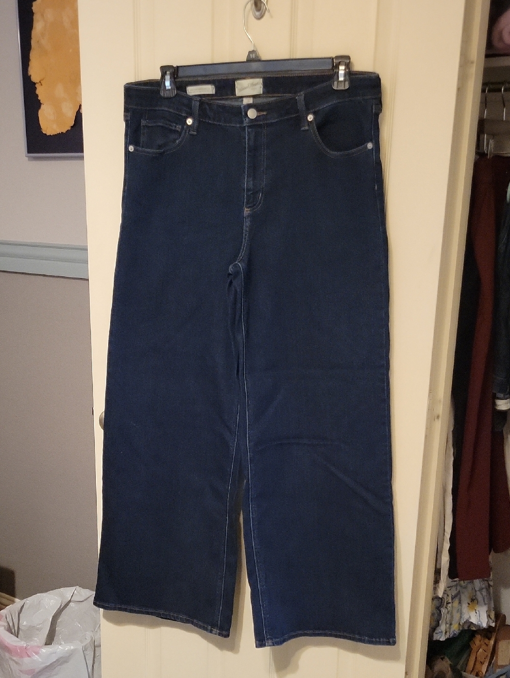 Universal Thread Dark Indigo Jeans with Contrast Stitching